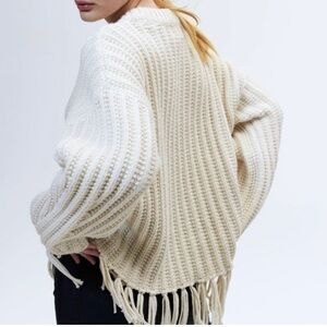 H&M Fringe-trimmed Sweater